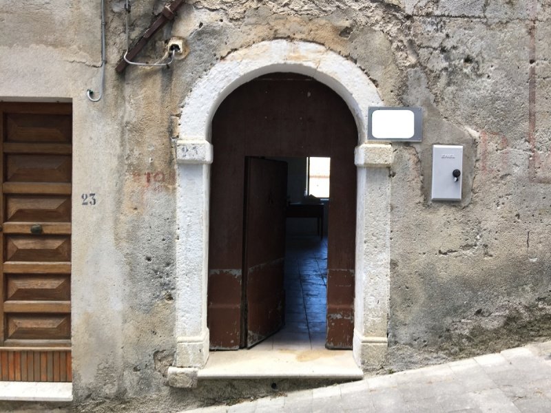Teto/Chão em Longobardi