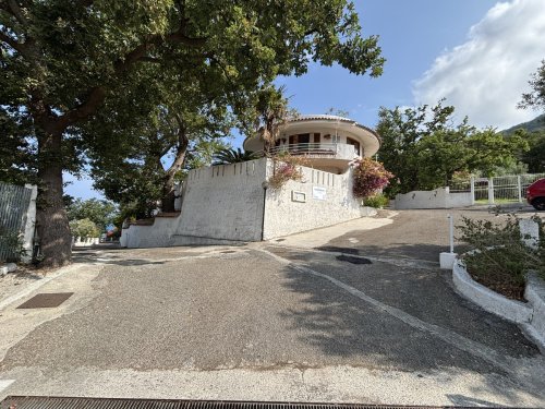 Casa independiente en Falconara Albanese