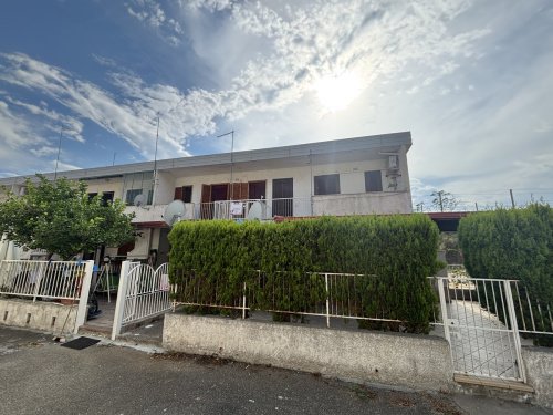 Apartamento en Falconara Albanese