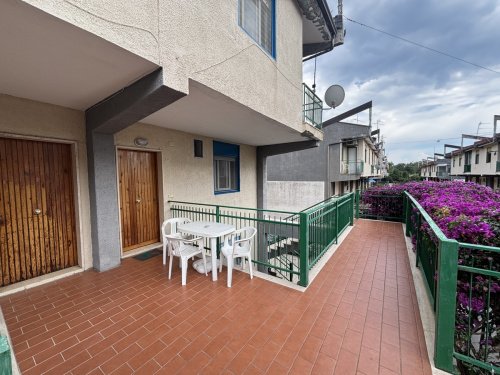 Apartamento en Falconara Albanese