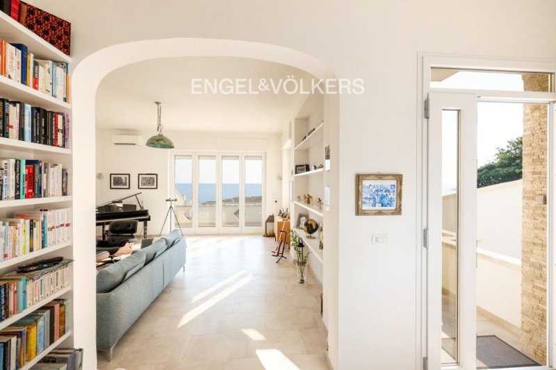 Таунхаус в Мелендуньо