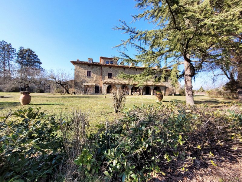 Casa de campo en Bucine