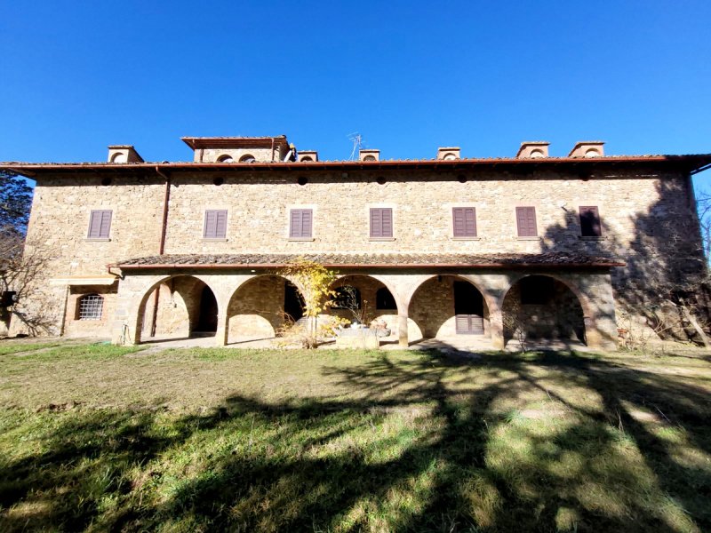 Casa de campo en Bucine