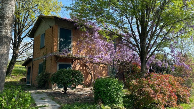Villa in Casalecchio di Reno