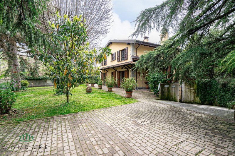 Villa en Pianoro