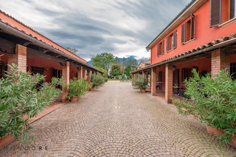 Villa à Castel San Pietro Terme