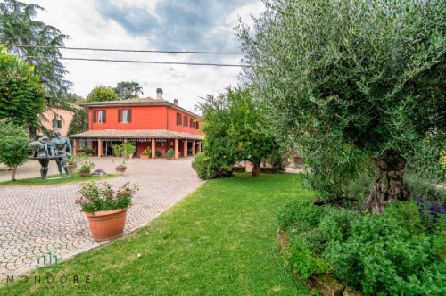 Villa à Castel San Pietro Terme