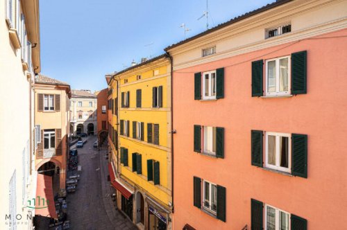 Immobile commerciale a Bologna