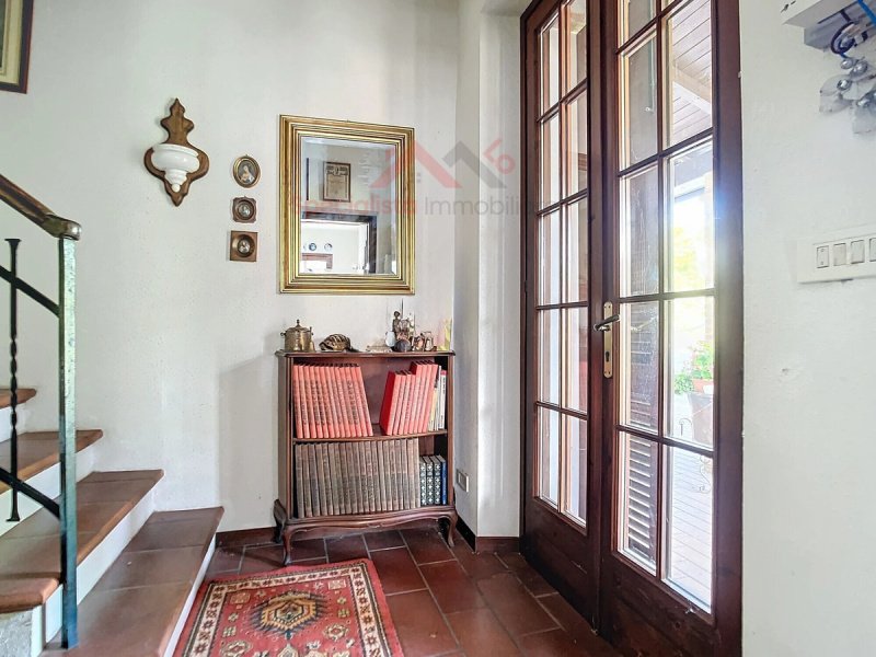 Moradia em Torricella Verzate