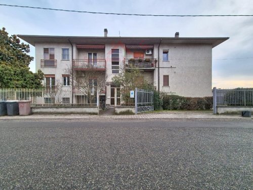 Apartamento em Bressana Bottarone