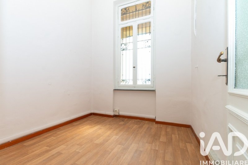 Edifício comercial em Turim