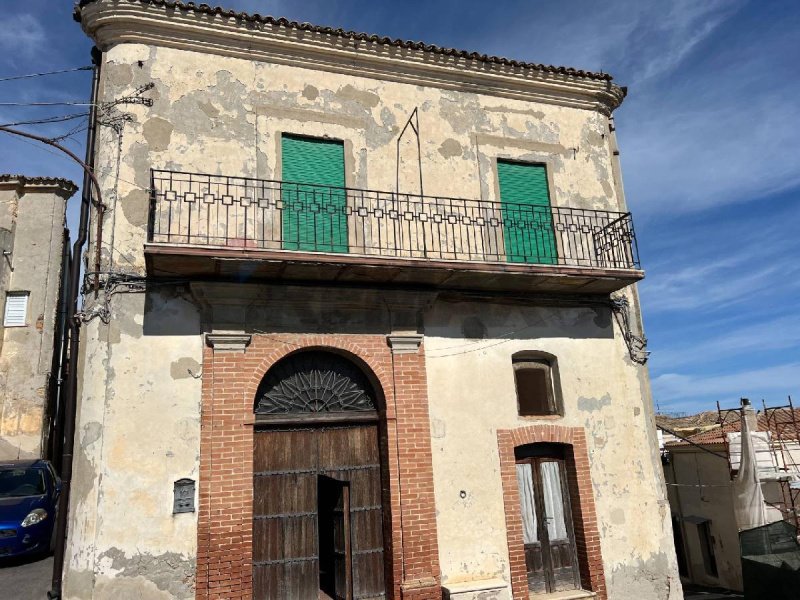 Casa indipendente a Grassano