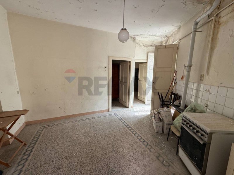 Casa semi indipendente a Stigliano