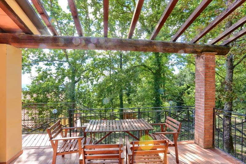 Moradia com terraço em Monteverdi Marittimo