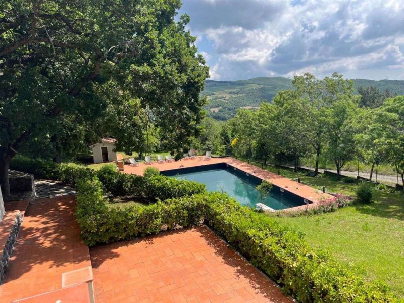 Villa a Riparbella