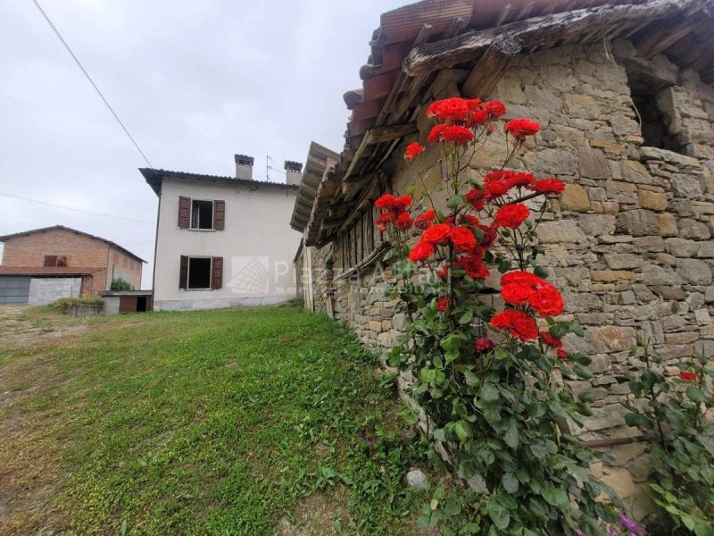 Casa indipendente a Carpineti