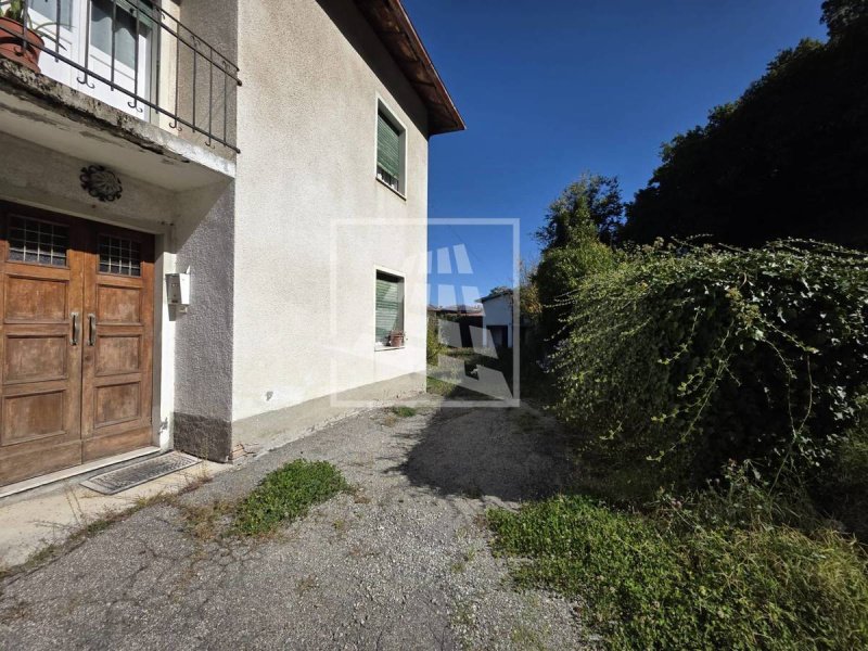 卡尔皮内蒂独栋房屋