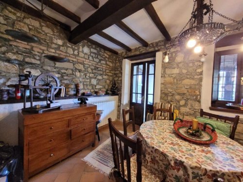 Casa semi indipendente a Villa Minozzo