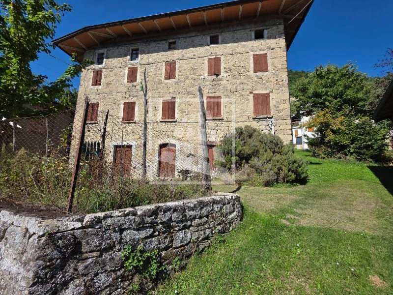 Casa semi indipendente a Carpineti