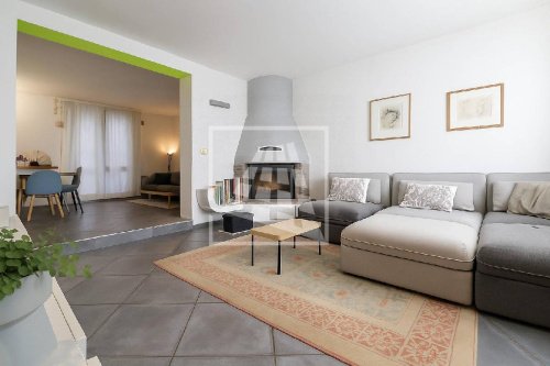 雷焦艾米利亞半独立房屋