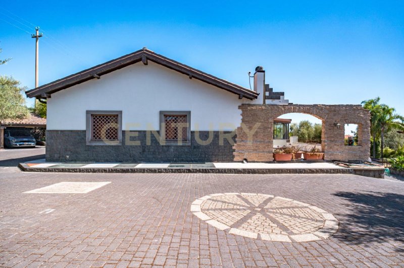 6 Bedrooms Villa for sale in San Giovanni La Punta [796696] | Gate-away®