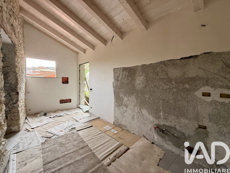 Appartement in Dolcedo