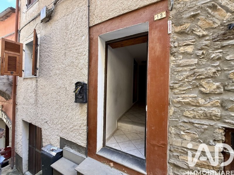 Apartamento em Caravonica