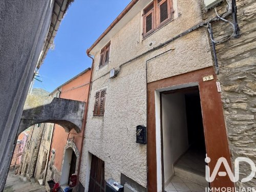 Apartamento em Caravonica