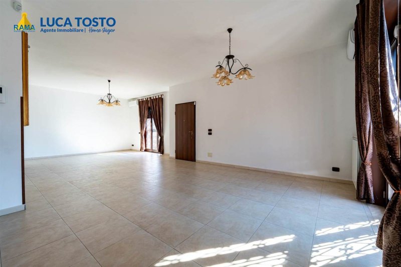 Self-contained apartment in Gravina di Catania