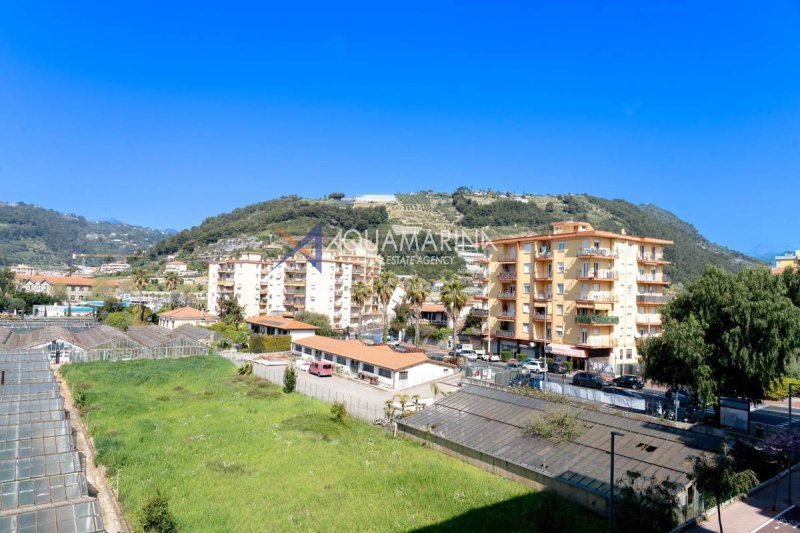 Apartamento en Vallecrosia