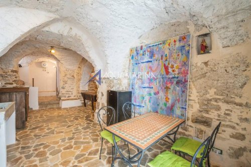 Apartment in Cipressa