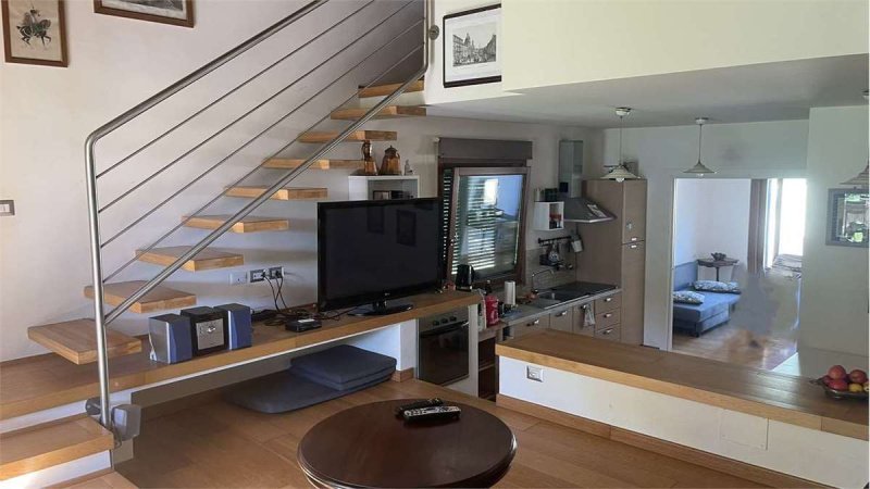 Moradia com terraço em Sutri