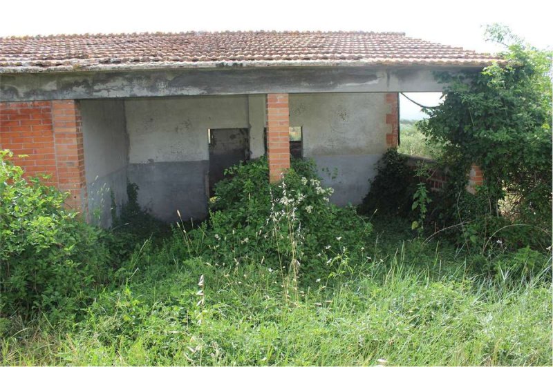 Klein huisje op het platteland in Deruta