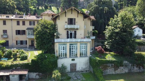 Sotão em Faggeto Lario