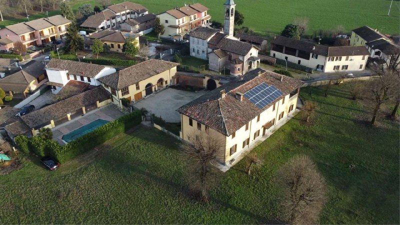 Villa in Marzano