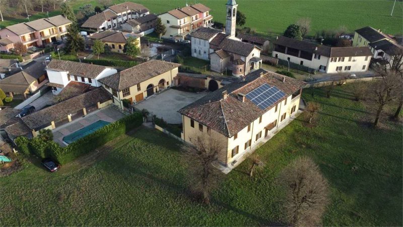 Villa en Marzano