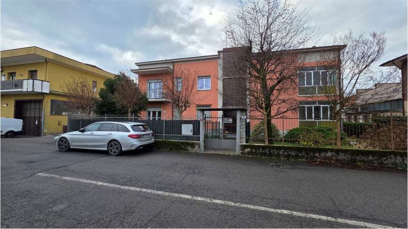 Appartement in Carugo