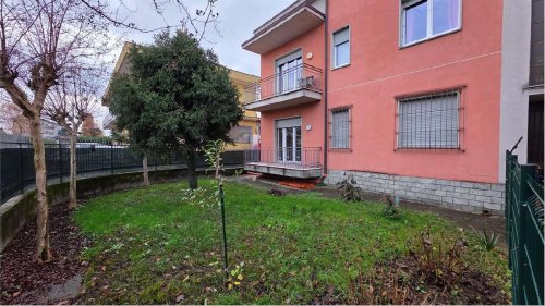 Appartement in Carugo