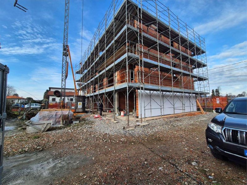 Apartment in Vedano Olona