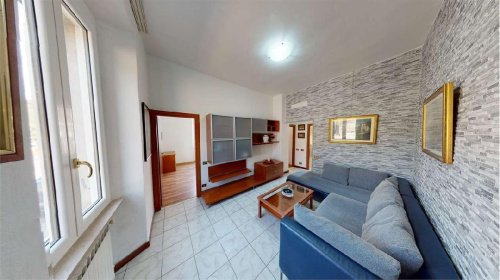 Apartamento em Como