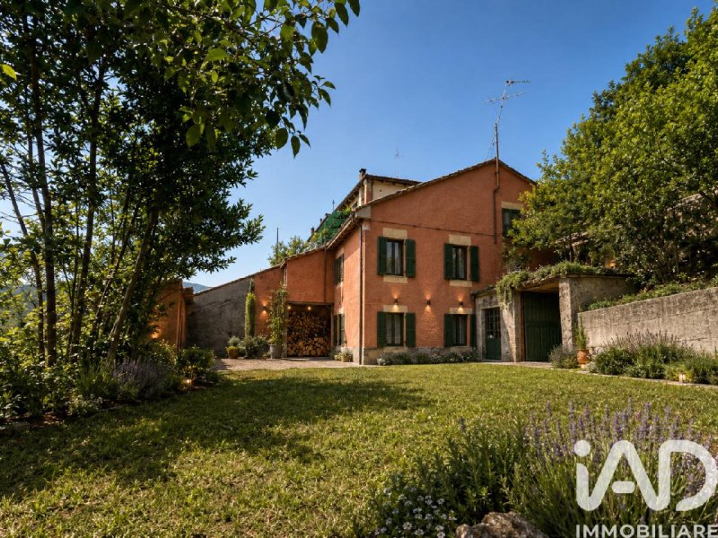 Half-vrijstaande woning in Trissino
