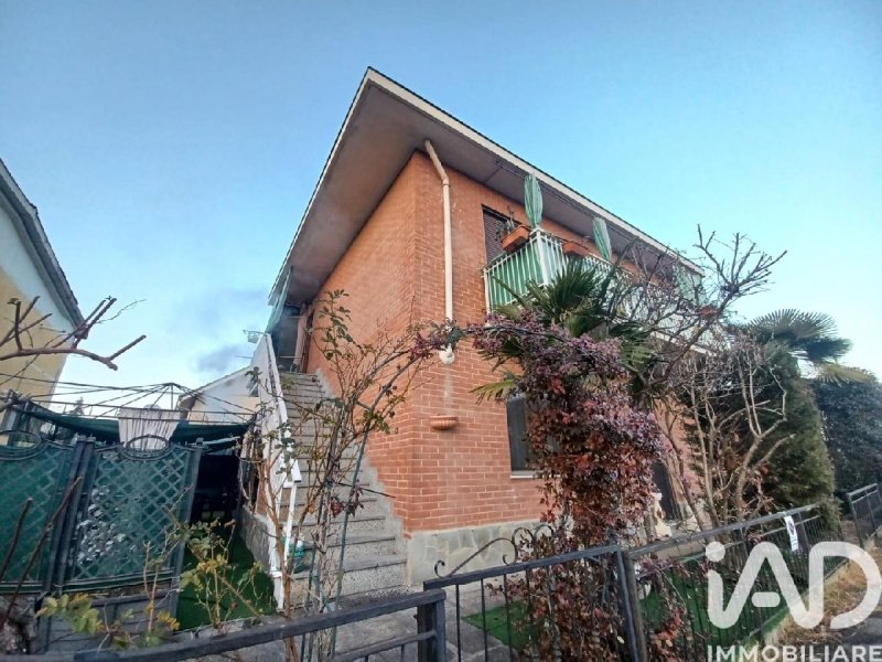 Villa a San Benigno Canavese