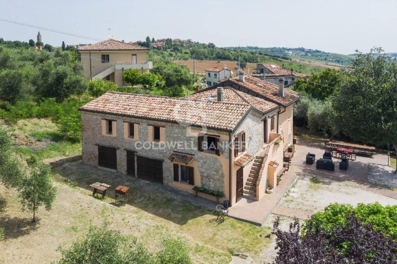 Casa di campagna a Coriano