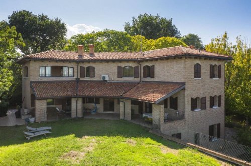 Villa in Montefiore Conca