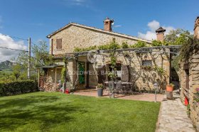 Casa di campagna a San Leo