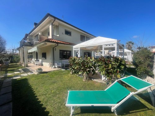 Moradia em Anzio