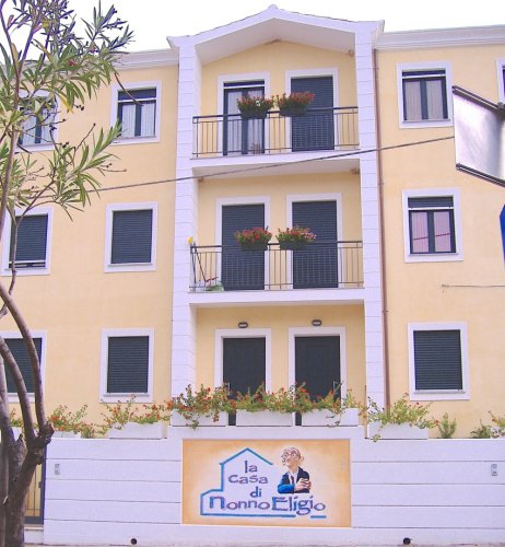 Коммерческая недвижимость в Бари-Сардо