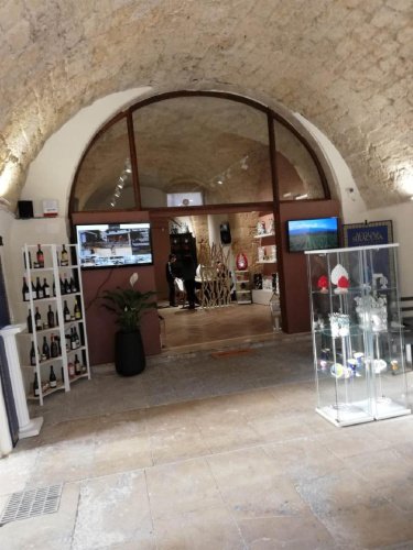 Immobile commerciale a Siracusa