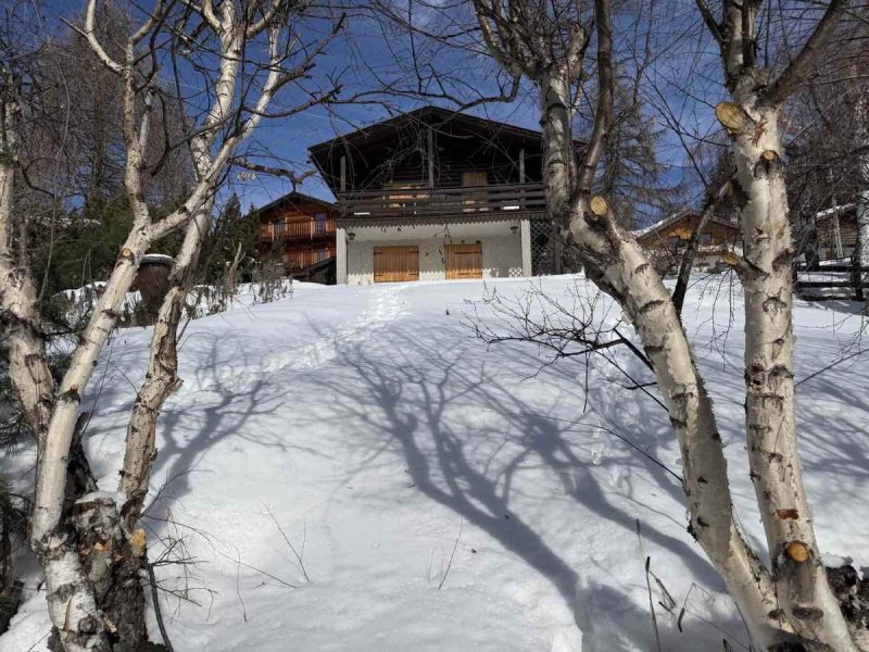 Особняк в Шамуа