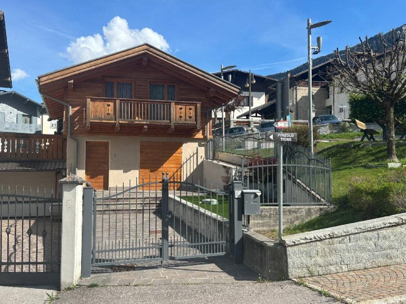 Villa in Massimeno